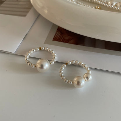 Classic Stretchy Pearl Ring