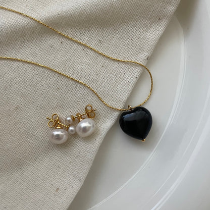 Drop Earrings with Natural Freshwater Pearls in 14K Gold