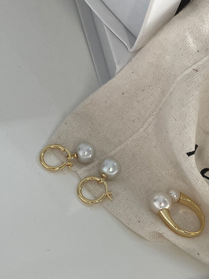 Drop Earrings with Baroque Pearl in 18K Gold Vermeil