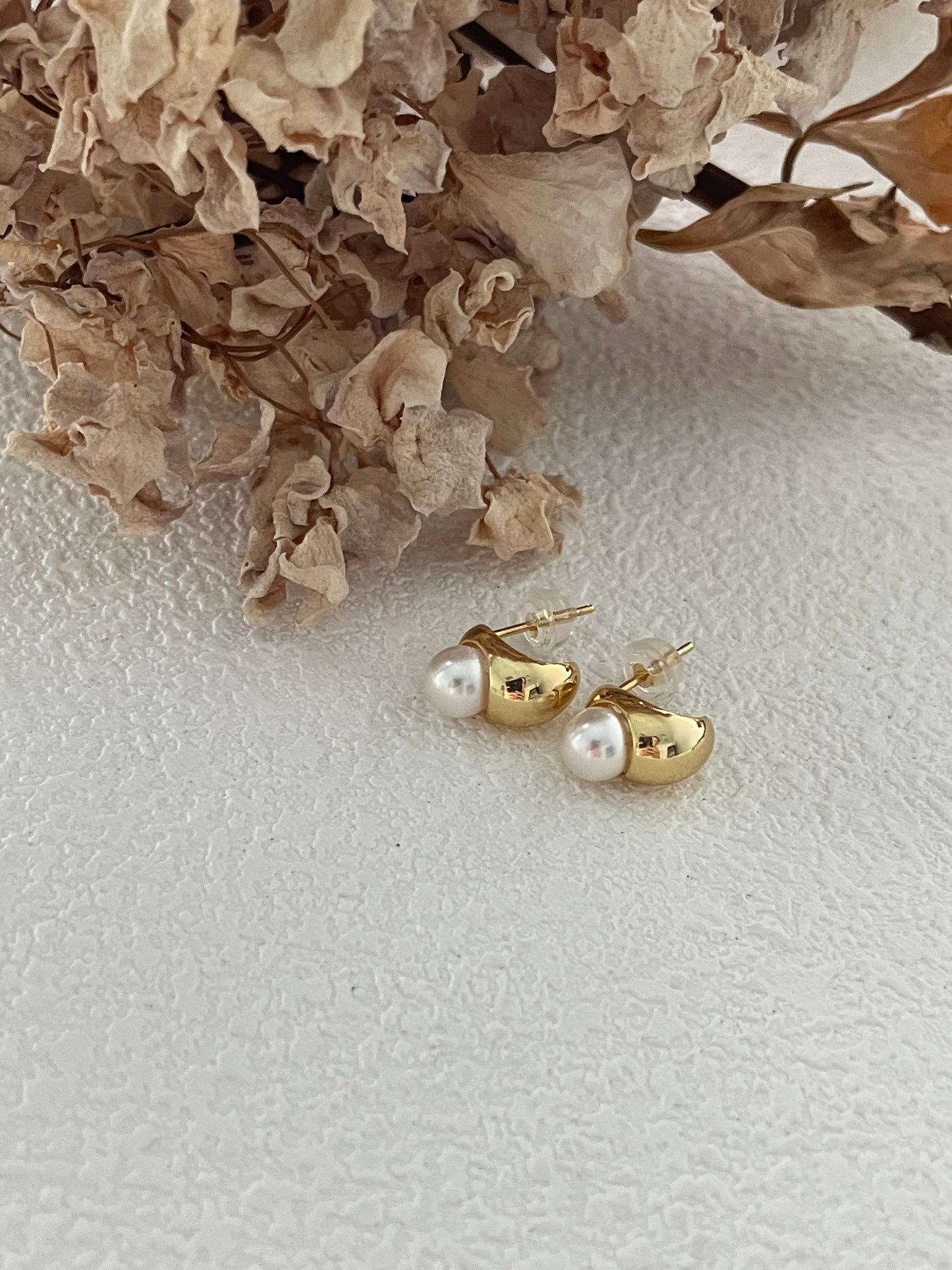 Bean Pearl Earrings