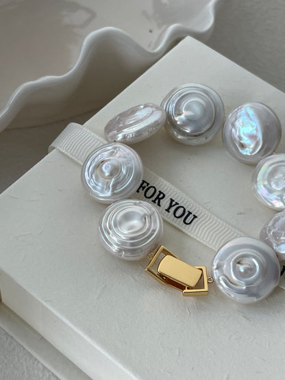 Roman Holiday Pearl Bracelet